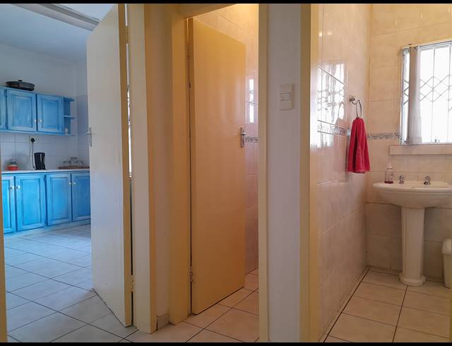 214M² OFFICE FOR SALE IN VANDERBIJLPARK CW 1